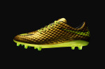 Nuevos tacos Nike Hypervenom Phantom Gold para Neymar 11
