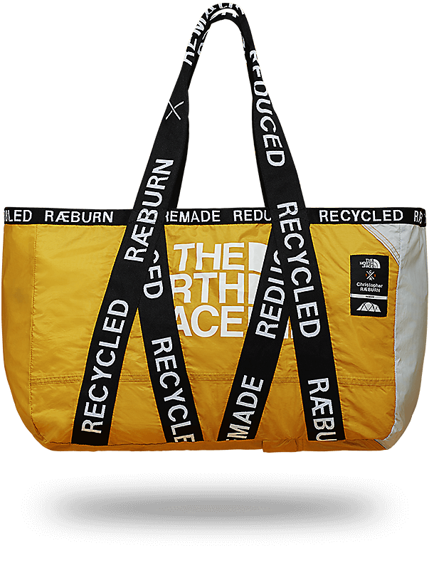 The North Face lanza bolsas hechas con tiendas de campaña recicladas 53